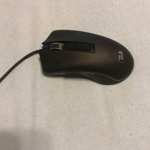 I’m selling a red dragon mouse